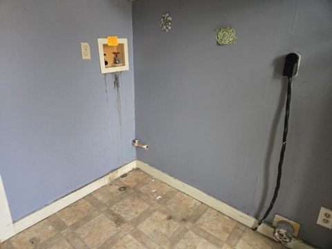 Tiny photo for 401 NE 3rd Street, Aledo, IL 61231 (MLS # 12573589)