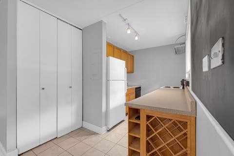 Tiny photo for 322 W Miner Street #1C, Arlington Heights, IL 60005 (MLS # 12728526)