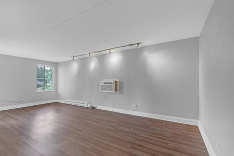 Tiny photo for 322 W Miner Street #1C, Arlington Heights, IL 60005 (MLS # 12728526)