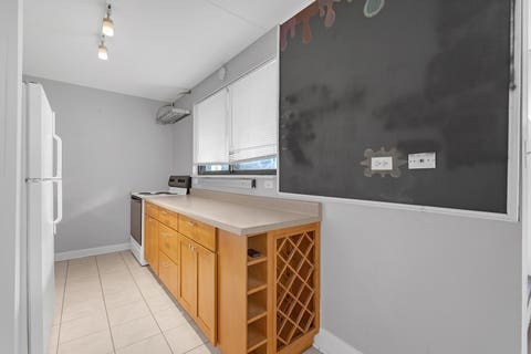 Tiny photo for 322 W Miner Street #1C, Arlington Heights, IL 60005 (MLS # 12728526)