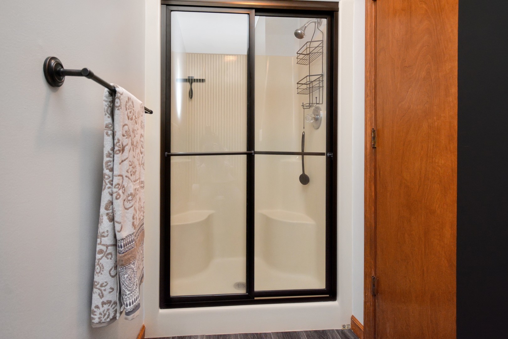 Normal, Illinois 61761, United States, 4 Bedrooms Bedrooms, ,3 BathroomsBathrooms,Residential,Active,186121