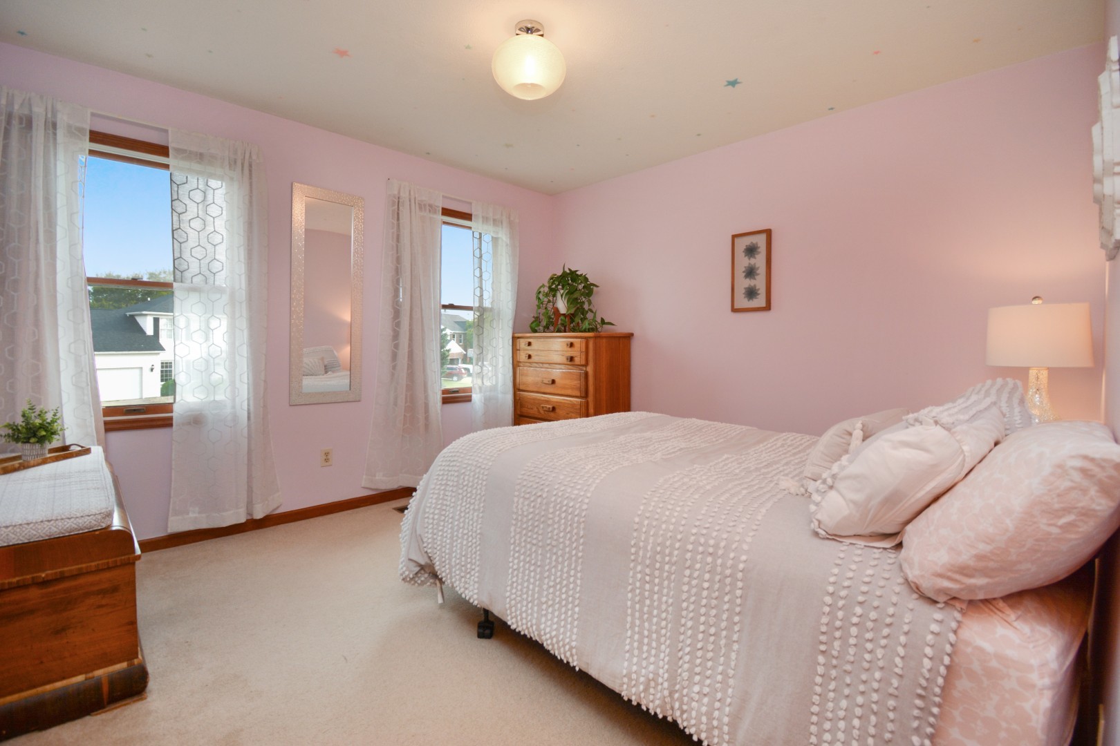 Normal, Illinois 61761, United States, 4 Bedrooms Bedrooms, ,3 BathroomsBathrooms,Residential,Active,186121