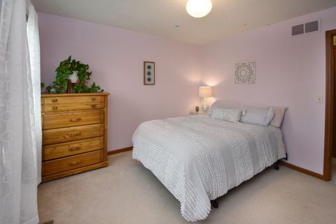 Tiny photo for 1418 Ironwood Cc Drive, Normal, IL 61761 (MLS # 12434840)