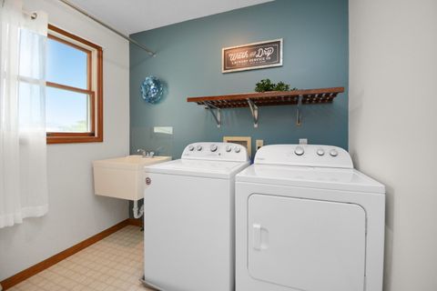 Tiny photo for 1418 Ironwood Cc Drive, Normal, IL 61761 (MLS # 12434840)