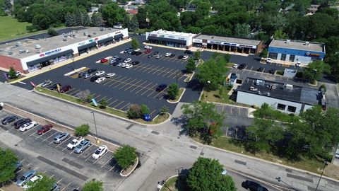 231 S Bolingbrook Drive 231B Bolingbrook IL 60440