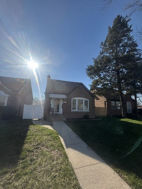 Photo of 12504 S Lowe Avenue, Chicago, IL 60628 (MLS # 12682206)