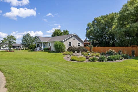 Tiny photo for 21157 Balk Lane, Fulton, IL 61252 (MLS # 12736024)