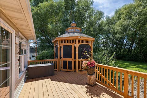 Tiny photo for 21157 Balk Lane, Fulton, IL 61252 (MLS # 12736024)