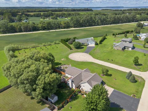 Tiny photo for 21157 Balk Lane, Fulton, IL 61252 (MLS # 12736024)
