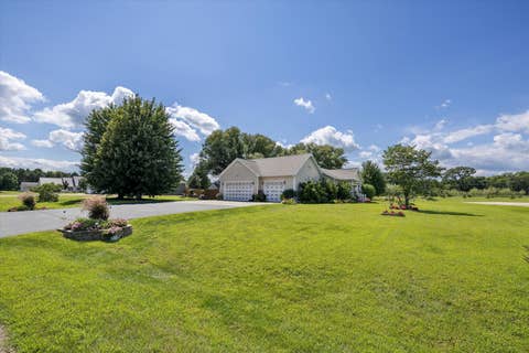 Tiny photo for 21157 Balk Lane, Fulton, IL 61252 (MLS # 12736024)