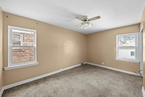 Tiny photo for 3110 W JARVIS Avenue, Chicago, IL 60645 (MLS # 12546743)
