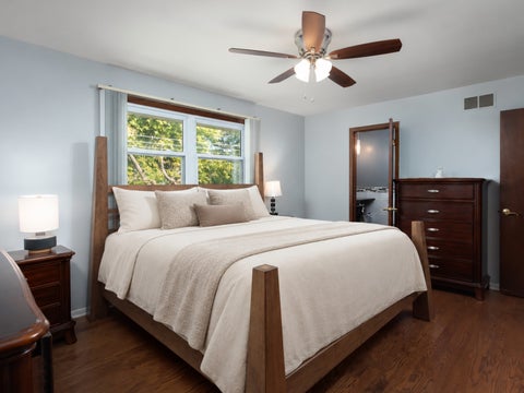 Tiny photo for 904 Weatherbee Avenue, Downers Grove, IL 60516 (MLS # 12795976)
