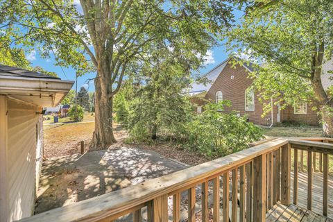 Tiny photo for 206 E Illinois Street, Mansfield, IL 61854 (MLS # 12468802)