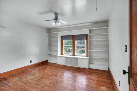 Tiny photo for 206 E Illinois Street, Mansfield, IL 61854 (MLS # 12468802)