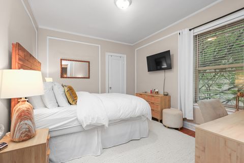 Tiny photo for 2730 N Pine Grove Avenue #1N, Chicago, IL 60614 (MLS # 12628669)