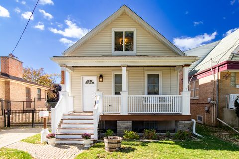 Photo of 2434 N 79TH Avenue, Elmwood Park, IL 60707 (MLS # 12509076)