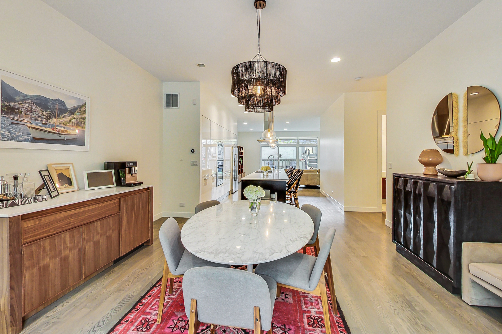 1046 N Damen Avenue 1N