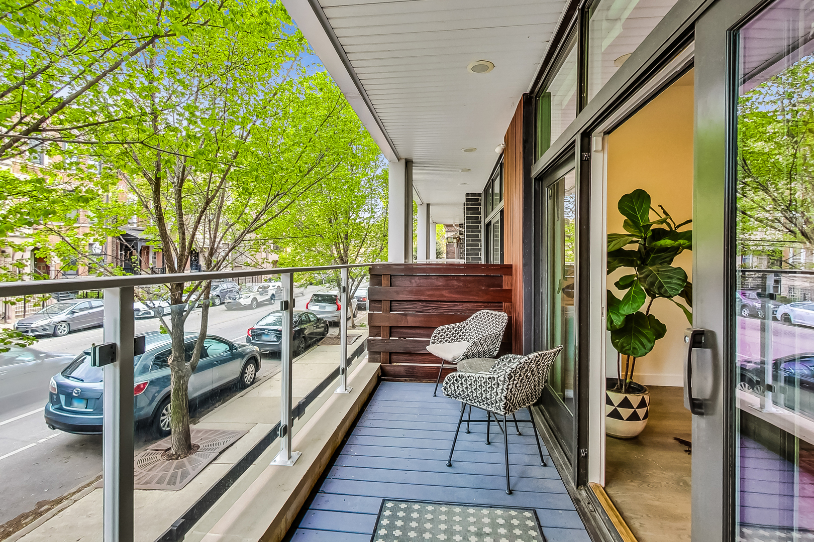 1046 N Damen Avenue 1N