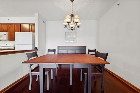 Tiny photo for 175 W BRUSH HILL Drive #404, Elmhurst, IL 60126 (MLS # 12505469)