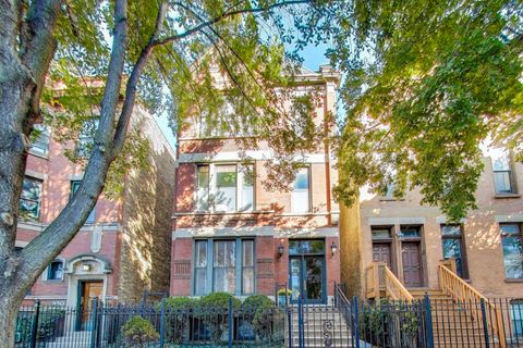 Photo of 926 W Barry Avenue #3, Chicago, IL 60657 (MLS # 12496699)