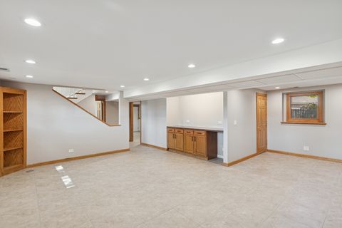 Tiny photo for 1900 Burr Oak Lane, Lindenhurst, IL 60046 (MLS # 12471763)