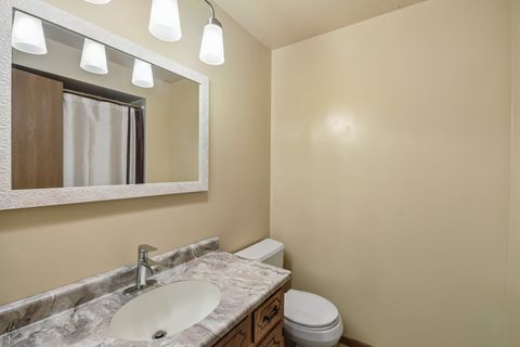 Tiny photo for 16518 Crescent Avenue #2N, Tinley Park, IL 60477 (MLS # 12652800)