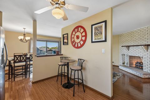 Tiny photo for 16518 Crescent Avenue #2N, Tinley Park, IL 60477 (MLS # 12652800)