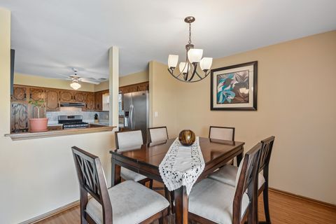 Tiny photo for 16518 Crescent Avenue #2N, Tinley Park, IL 60477 (MLS # 12652800)
