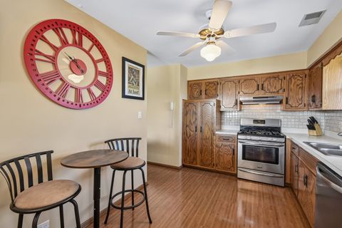 Tiny photo for 16518 Crescent Avenue #2N, Tinley Park, IL 60477 (MLS # 12652800)
