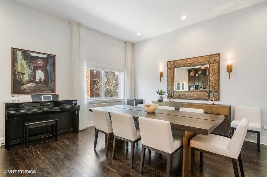 1507 S Prairie Avenue