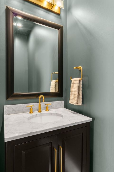 Tiny photo for 1507 S Prairie Avenue, Chicago, IL 60605 (MLS # 12589495)