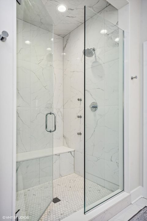 Tiny photo for 1507 S Prairie Avenue, Chicago, IL 60605 (MLS # 12589495)