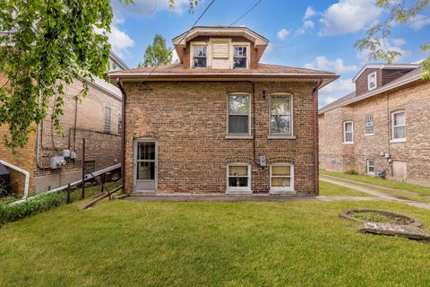 Tiny photo for 2506 Scoville Avenue, Berwyn, IL 60402 (MLS # 12482835)