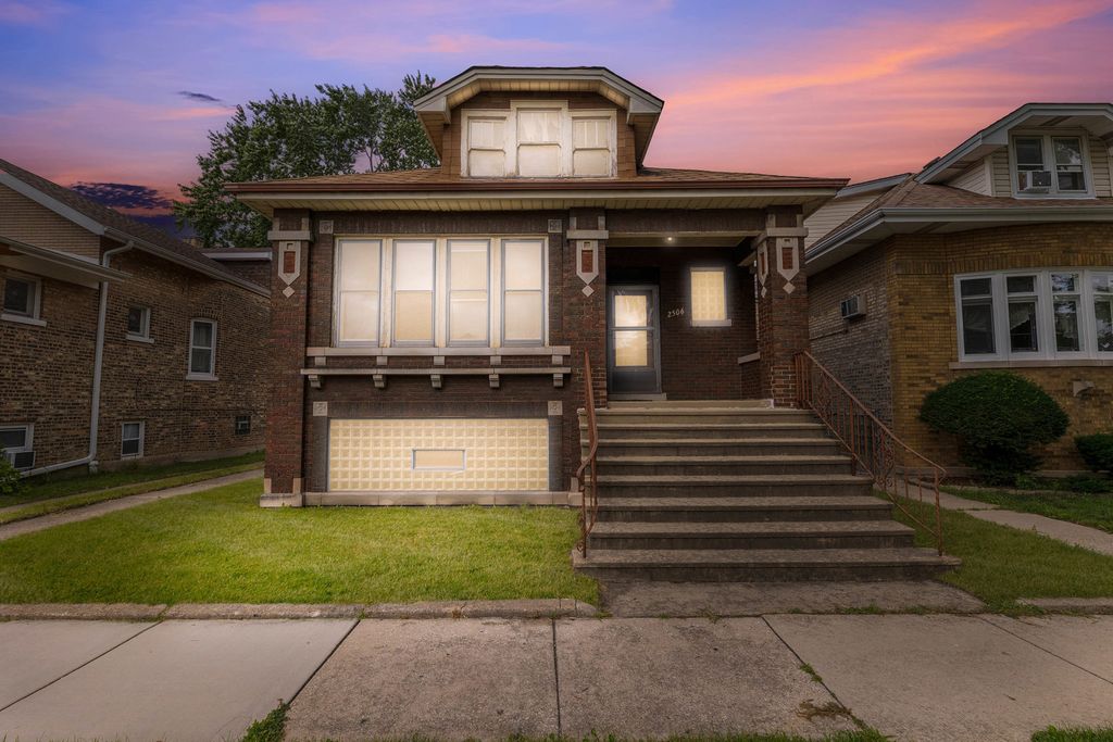 Photo for 2506 Scoville Avenue, Berwyn, IL 60402 (MLS # 12482835)