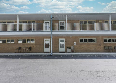Tiny photo for 1104 Kimberly Road #504, Bettendorf, IA 52722 (MLS # 12722005)