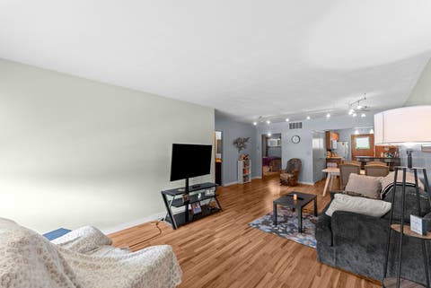 Tiny photo for 1104 Kimberly Road #504, Bettendorf, IA 52722 (MLS # 12722005)