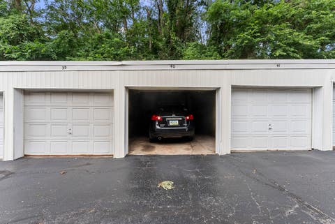 Tiny photo for 1104 Kimberly Road #504, Bettendorf, IA 52722 (MLS # 12722005)