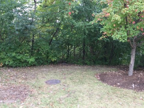 3258 Red Oak Circle Carpentersville IL 60110