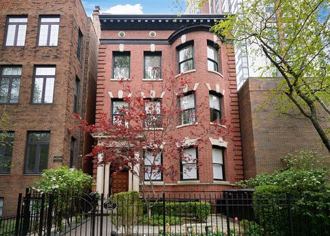 1347 N State Parkway 1 Chicago IL 60610