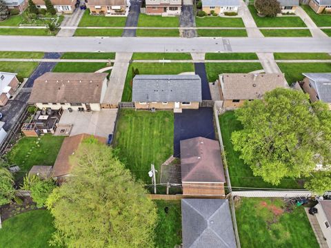 Tiny photo for 8718 Cranbrook Lane, Bridgeview, IL 60455 (MLS # 12640783)