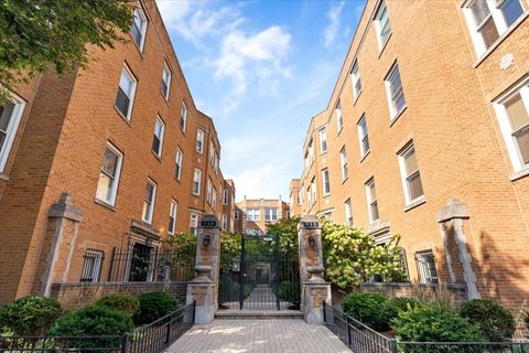 Photo of 538 W Belmont Street #NG, Chicago, IL 60657 (MLS # 12483955)