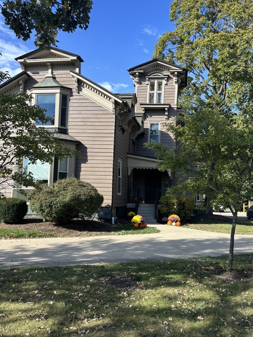 40 Mischa Court 100