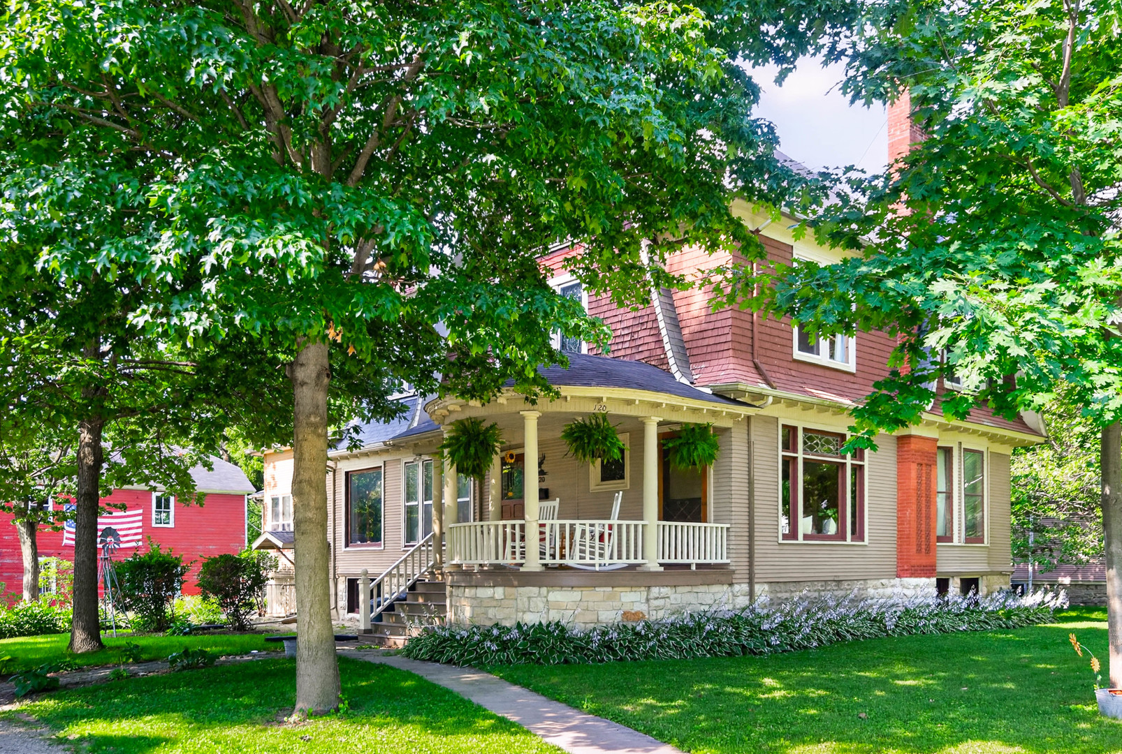 120 Elmwood Place