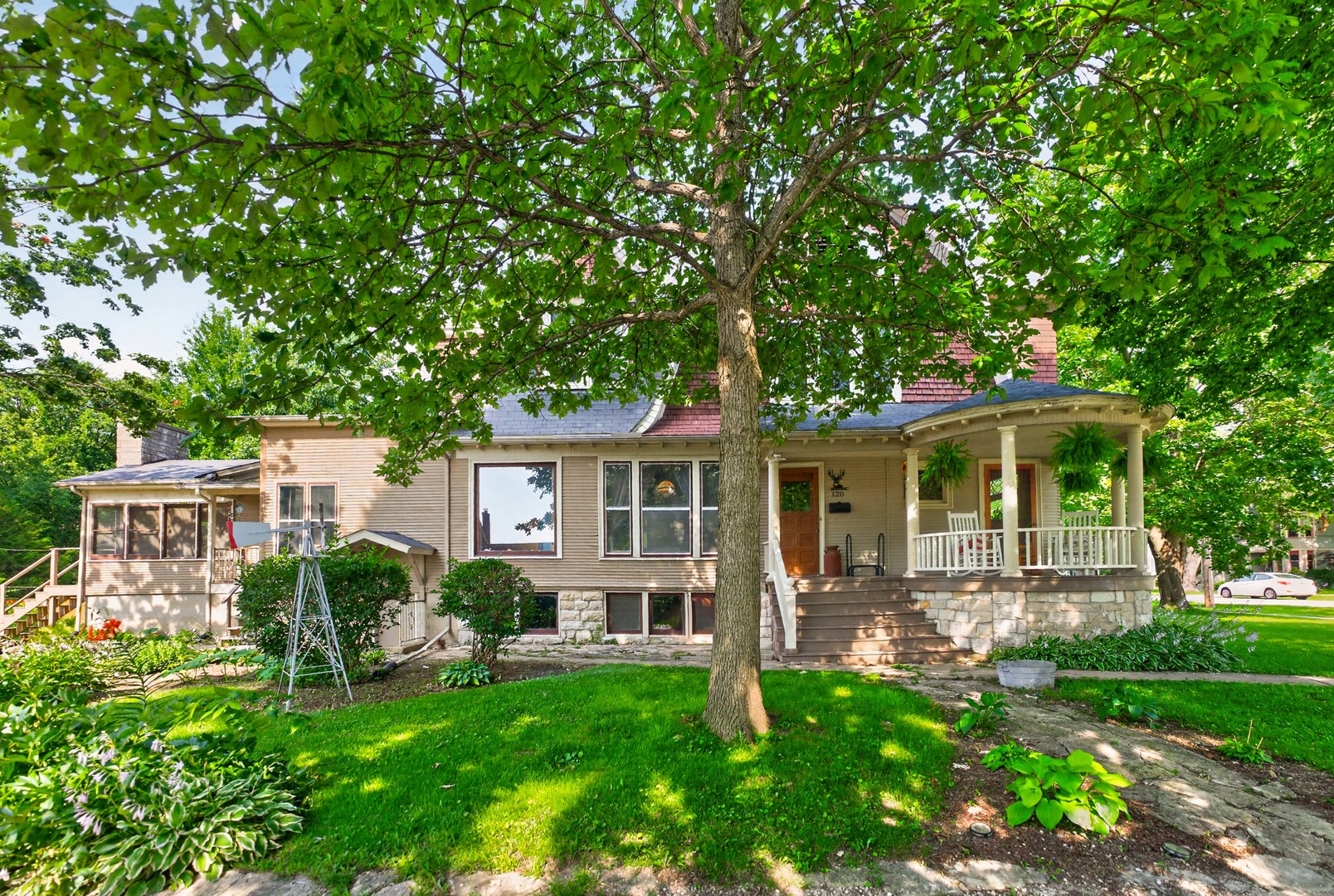 120 Elmwood Place