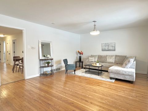 Tiny photo for 468 Joyce Court, South Holland, IL 60473 (MLS # 12585268)