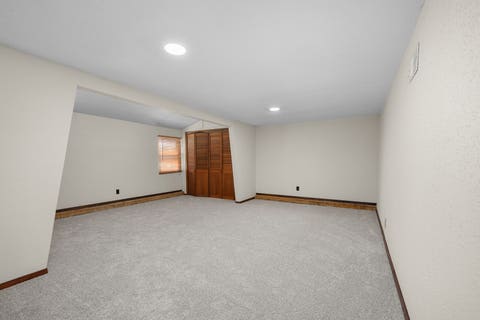 Tiny photo for 2616 Sheffield Drive, Davenport, IA 52806 (MLS # 12689094)