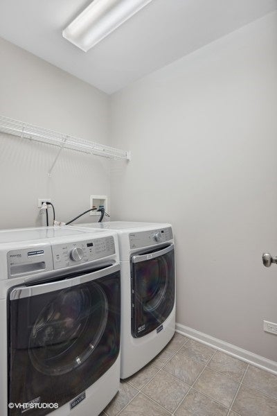 Tiny photo for 261 Sype Drive, Carol Stream, IL 60188 (MLS # 12759263)