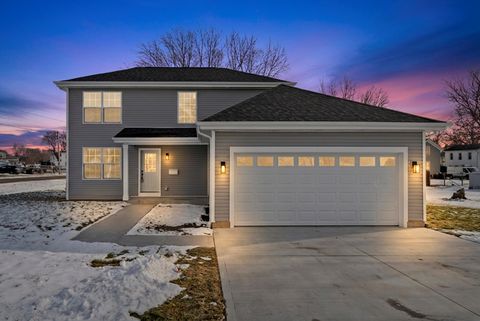 Tiny photo for 106 W Thompson Street, Harvard, IL 60033 (MLS # 12542442)