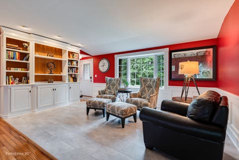 Tiny photo for 38w337 Dean Street, St. Charles, IL 60175 (MLS # 12655818)