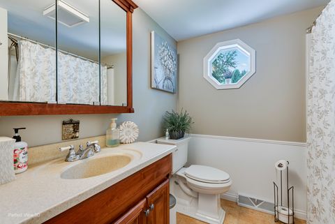 Tiny photo for 38w337 Dean Street, St. Charles, IL 60175 (MLS # 12655818)
